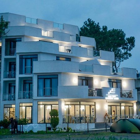 Hotel Scala シェックブティリ エクステリア 写真