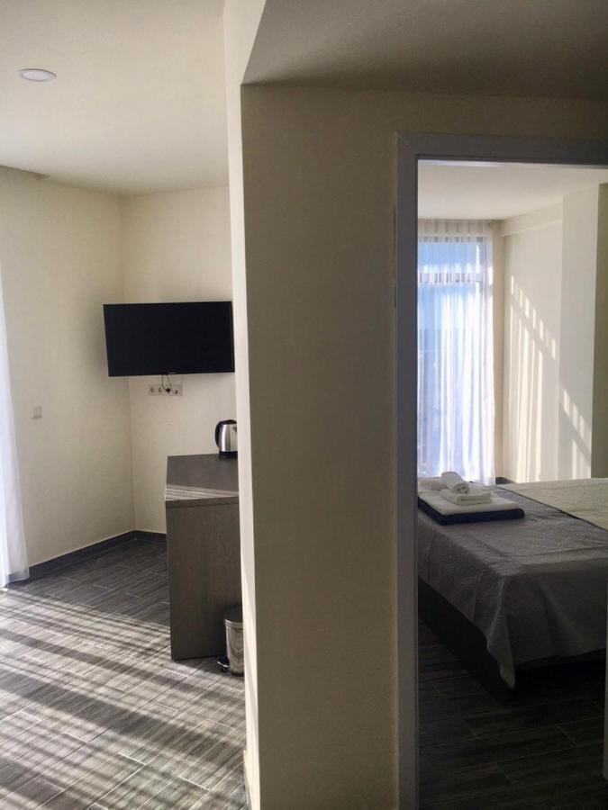 Hotel Scala シェックブティリ エクステリア 写真